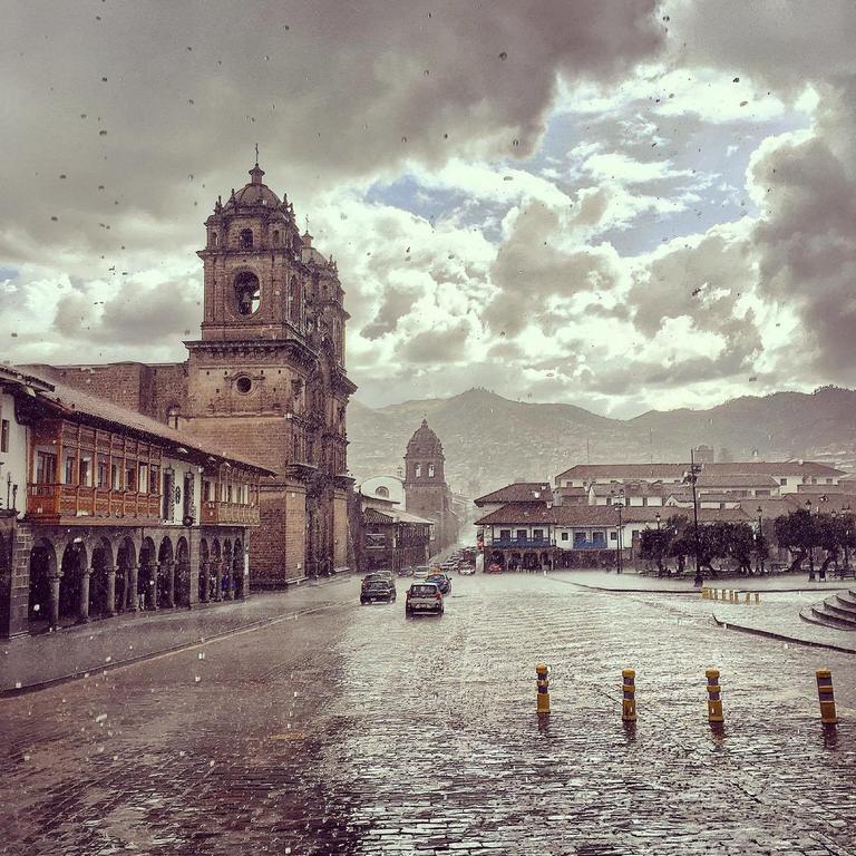 Hostal Atlantis Cusco Exterior photo