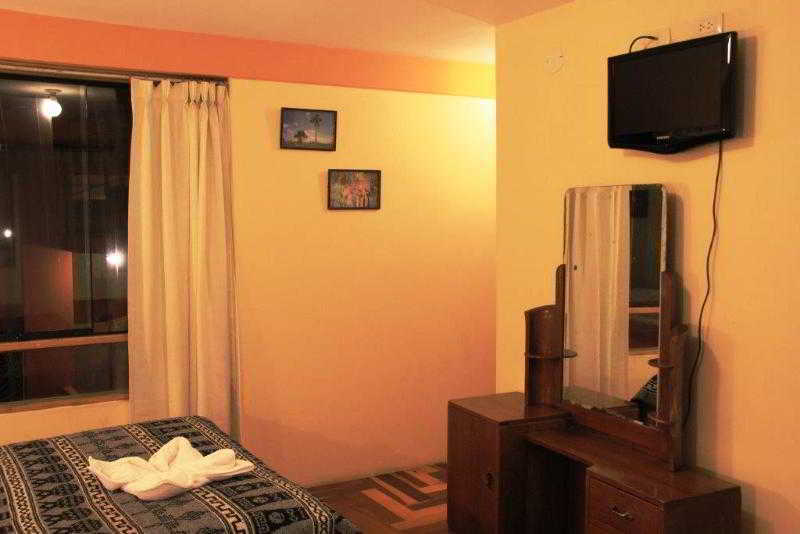Hostal Atlantis Cusco Exterior photo