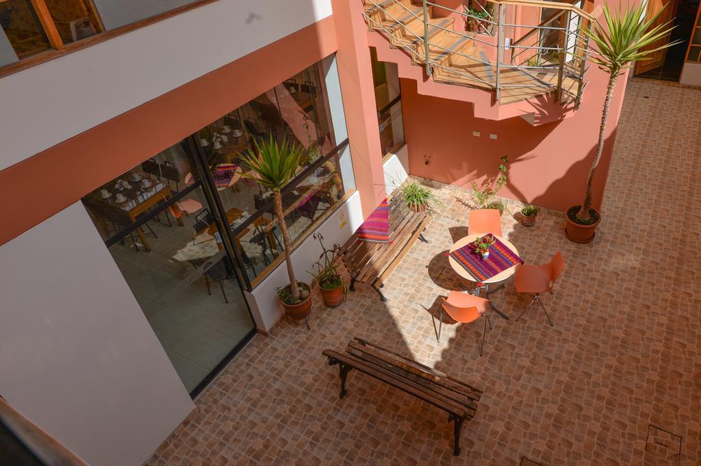 Hostal Atlantis Cusco Exterior photo