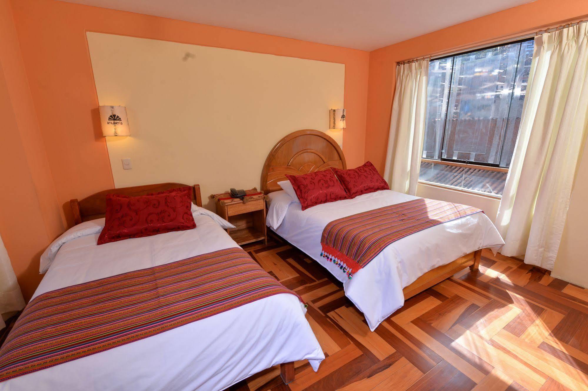 Hostal Atlantis Cusco Exterior photo