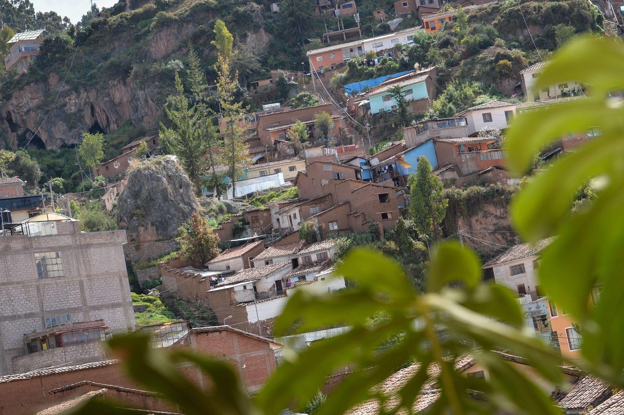 Hostal Atlantis Cusco Exterior photo